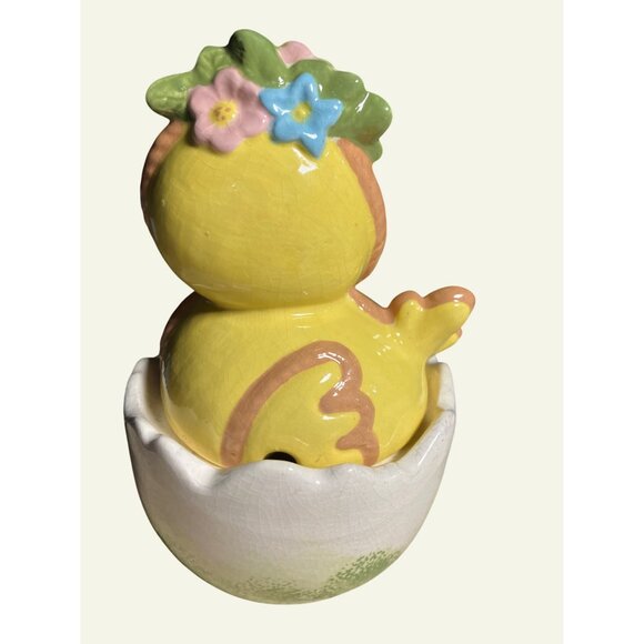 Vintage Ceramic Chick In Egg Trinket Box With Floral Accents - Picture 5 of 15